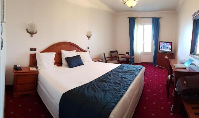 Hotel El Djazair El Mouradia エクステリア 写真