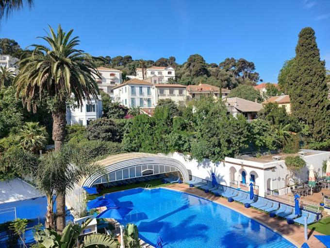 Hotel El Djazair El Mouradia エクステリア 写真